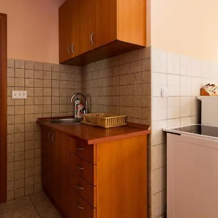 Apartman 1984