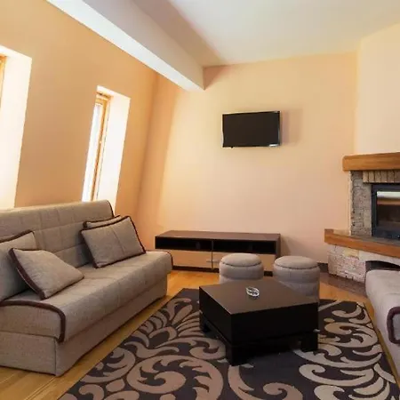 Apartman 1984 Apartment *